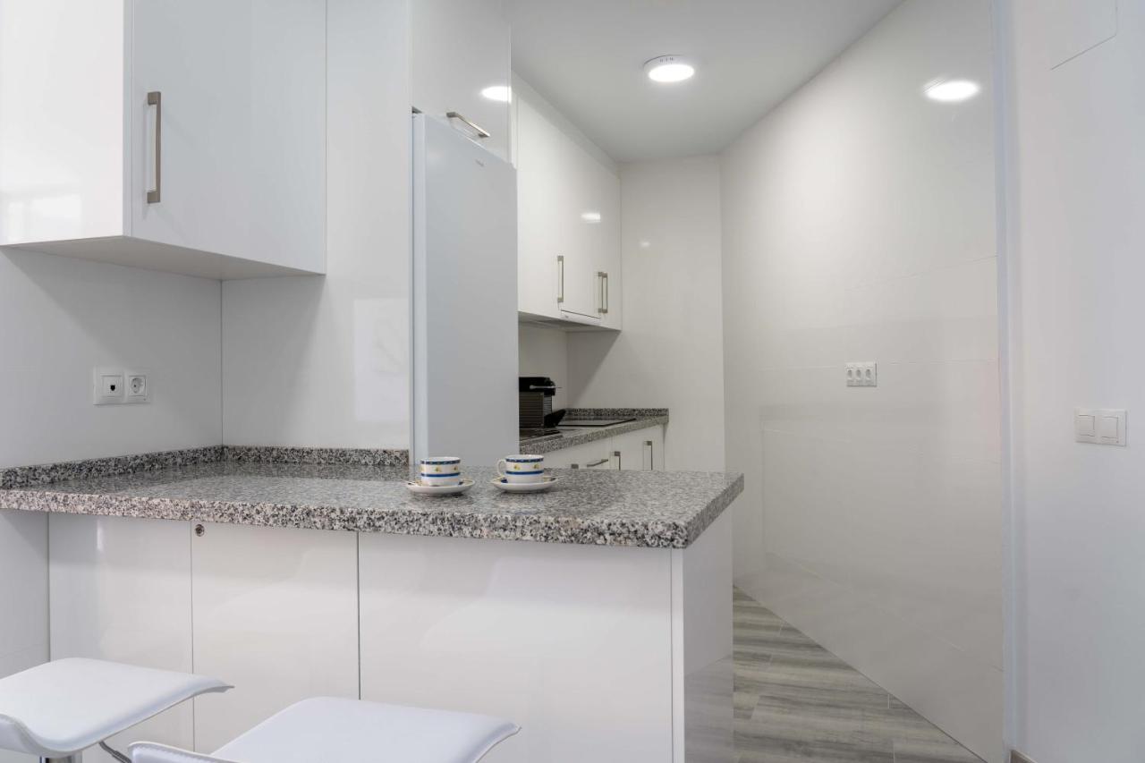 Apartamento Benalmadena Puerto Marina公寓 外观 照片