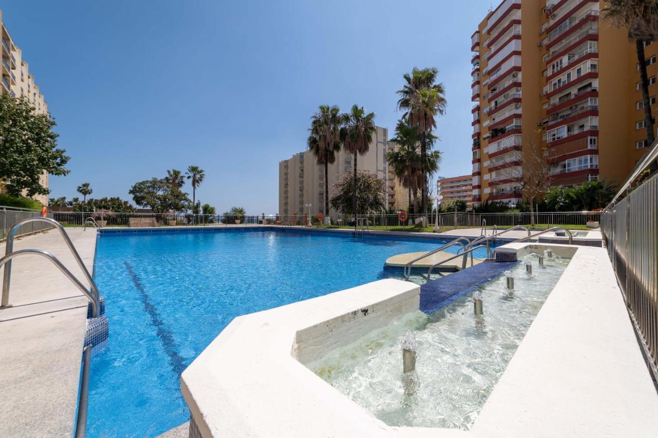 Apartamento Benalmadena Puerto Marina公寓 外观 照片