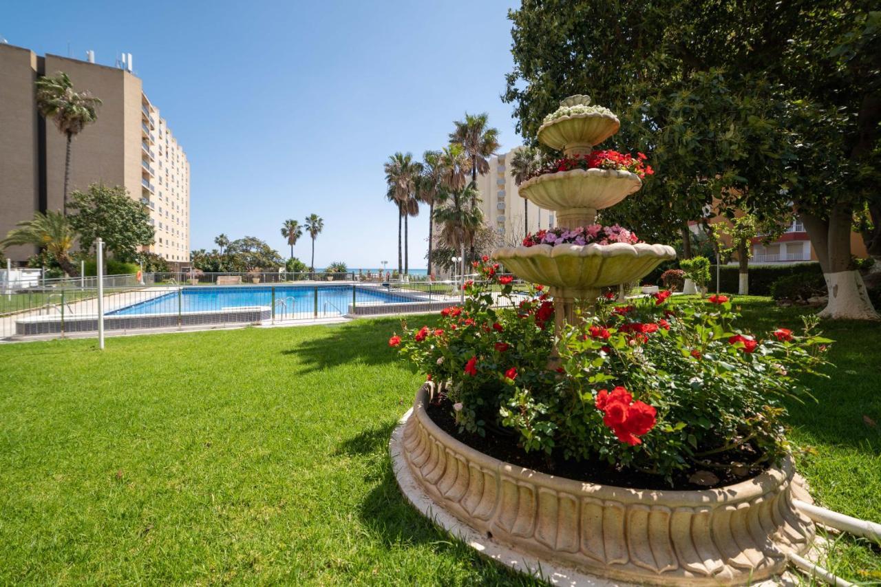 Apartamento Benalmadena Puerto Marina公寓 外观 照片