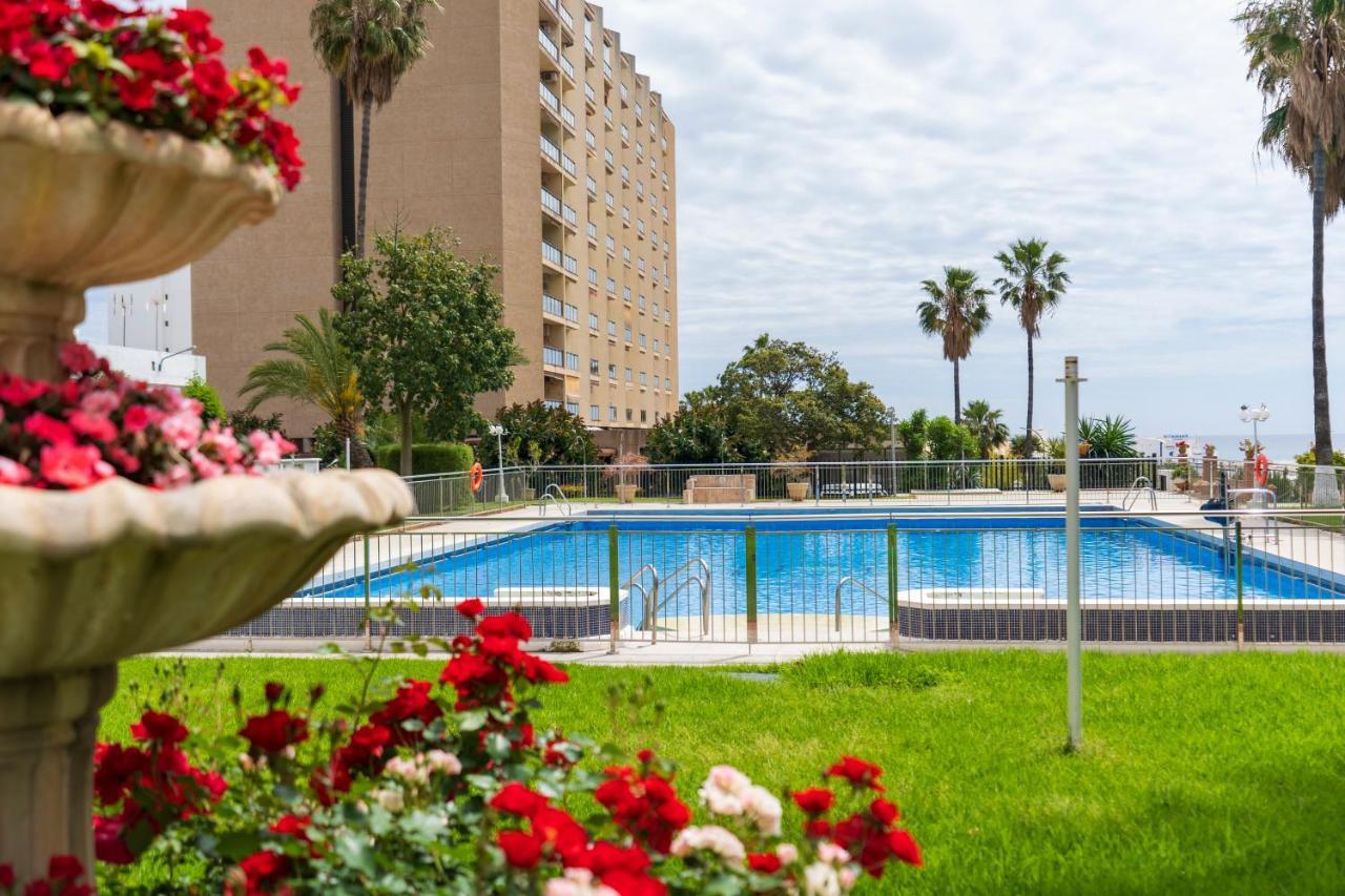 Apartamento Benalmadena Puerto Marina公寓 外观 照片
