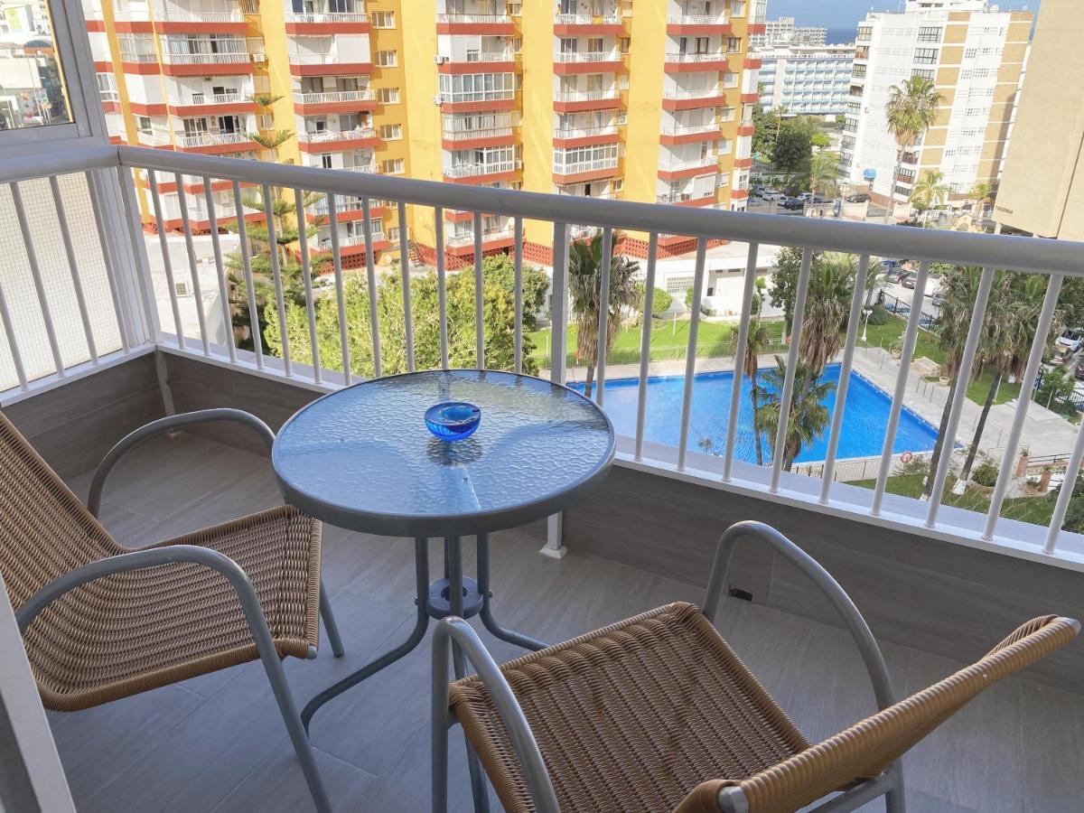 Apartamento Benalmadena Puerto Marina公寓 外观 照片